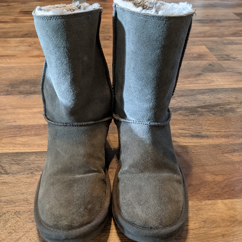American Eagle faux lined boots